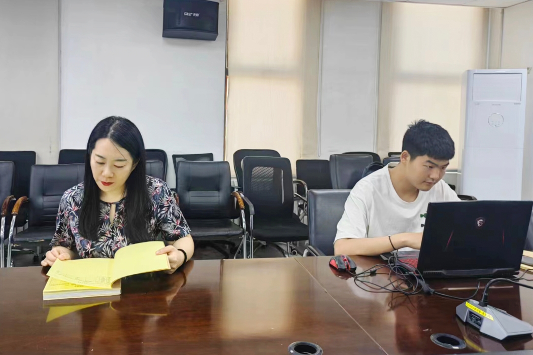 呼和浩特市总工会第十九届经费审查委员会委员李慧